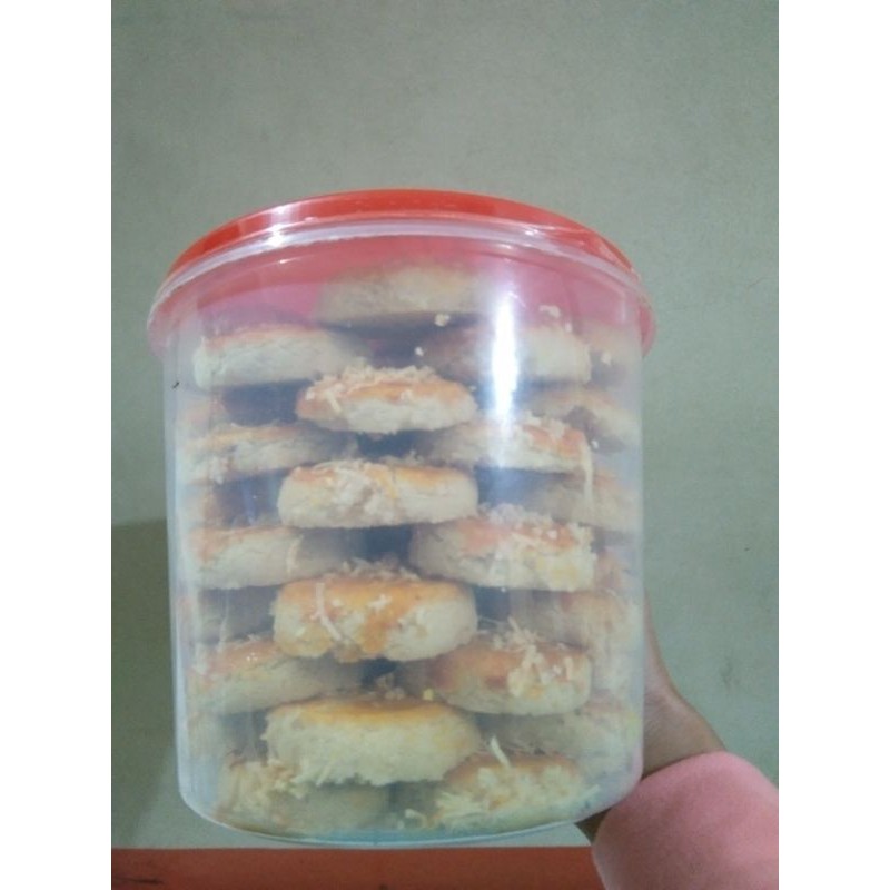 

Kue Kacang Victory Asli Jember varian Topping Keju