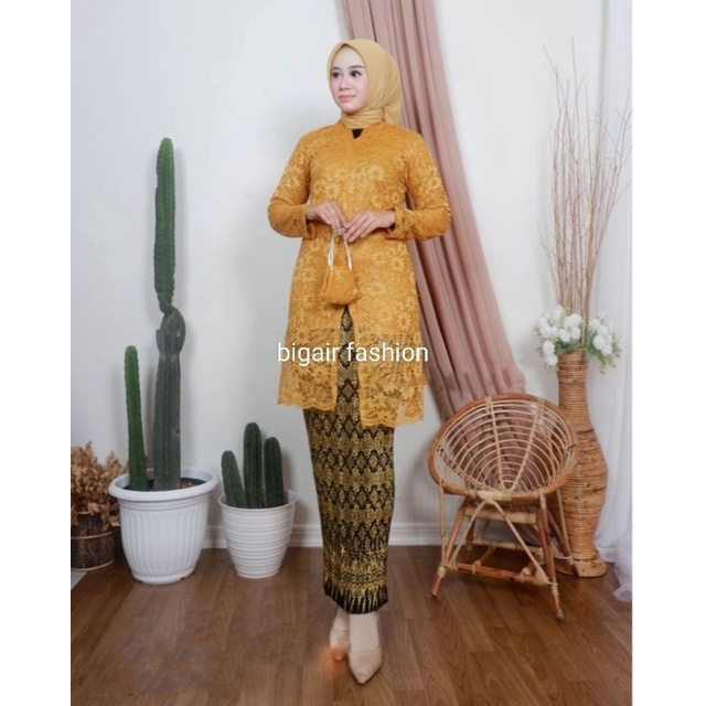 KEBAYA TUNIK BRUKAT MODERN SETELAN KEBAYA TUNIK BRUKAT RESLETING DEPAN KEBAYA TUNIK BRUKAT KEKINIAN KEBAYA TUNIK PESTA KEBAYA WISUDA KEBAYA LAMARAN BY BA