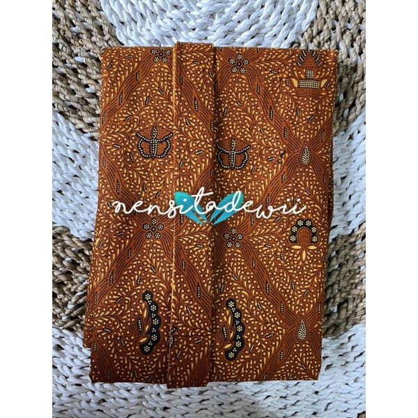 [1 SET] Kebaya, Jarik Instan + Selendang / Motif Sidomukti #P01