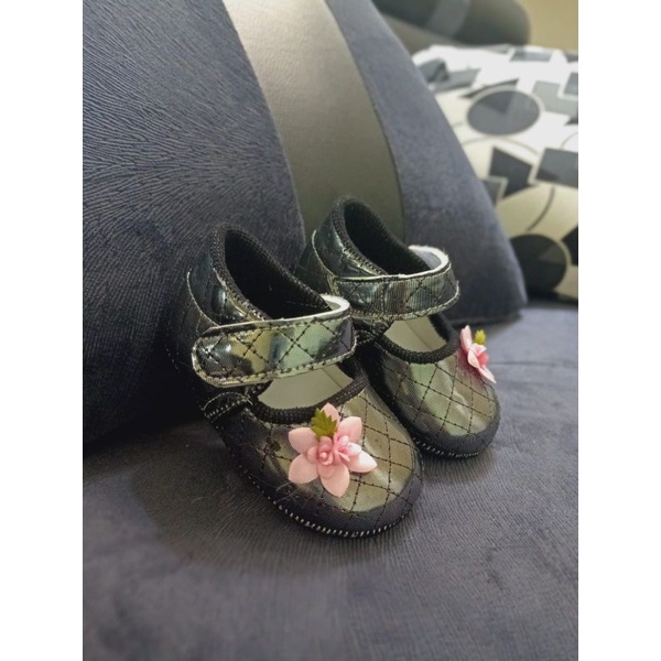 SEPATU BAYI PREWALKER BARU LAHIR ANAK PEREMPUAN CHANELL MAWAR