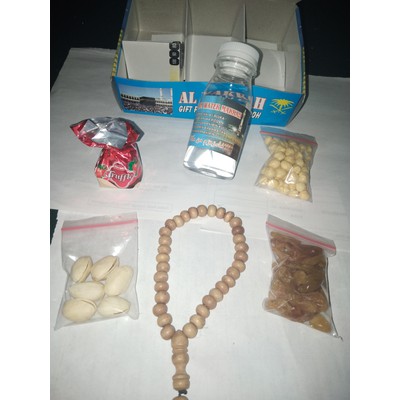 

Paketan B 5 (souvenir haji dan umroh) / Dus Oleh oleh haji dan umroh murah dan berkhualitas