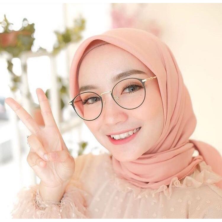 La Vierra HIJAB PARIS VOAL SEGIEMPAT POLOS