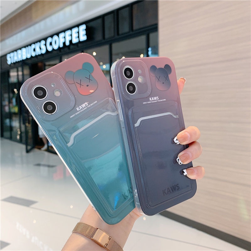 Casing Belakang Desain Beruang Warna Gradasi Dengan Slot Kartu Untuk iPhone 7 / 8 Plus