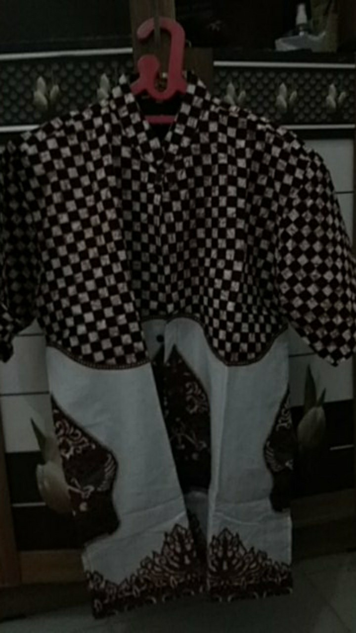 Set Sarung Celana + Kemeja (sarkem) Motif Gunungan Putih Sogan Original Batik Solo Murah Lengkap