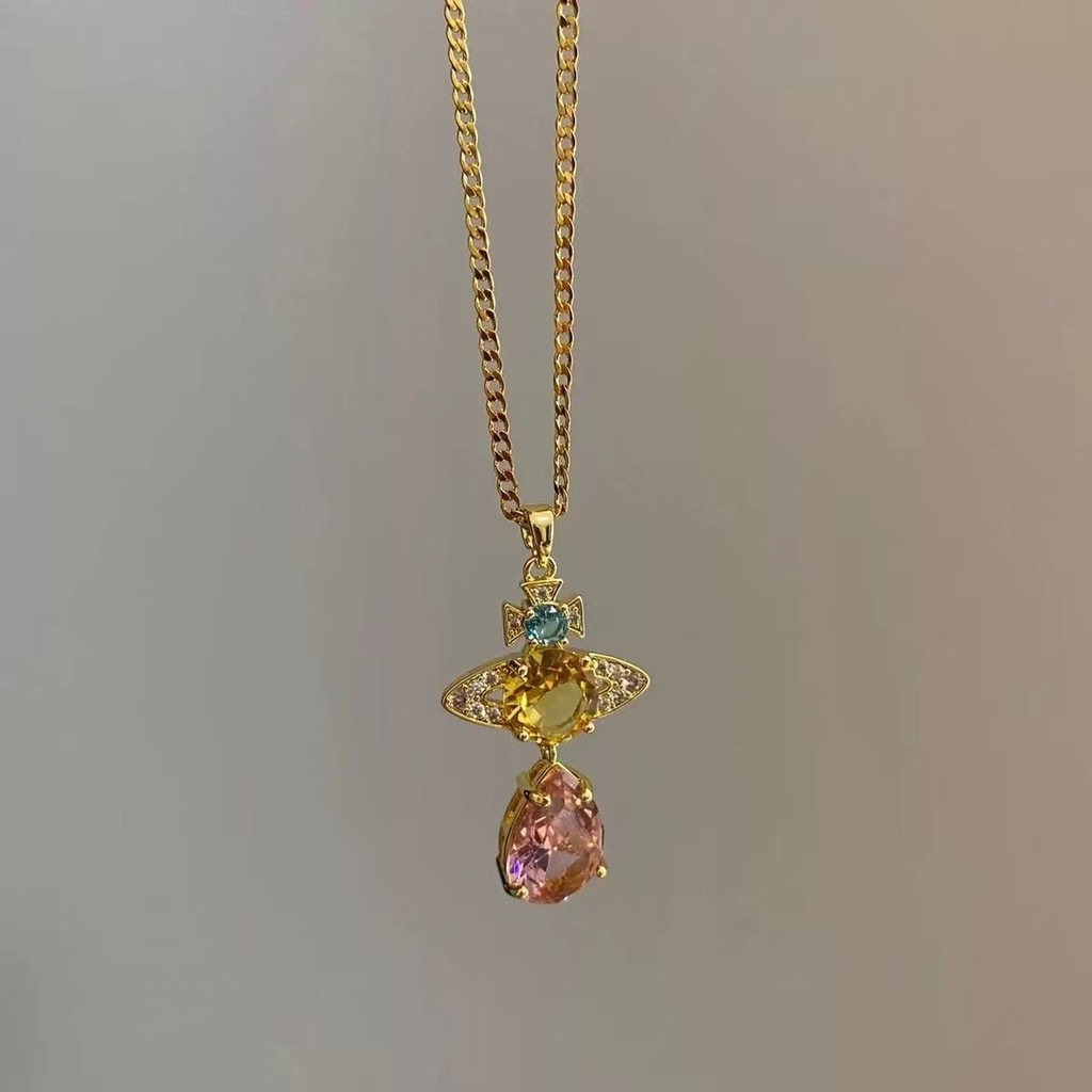 Kalung Rantai Klavikula Hias Liontin Planet Bumi Berlian Warna Pink