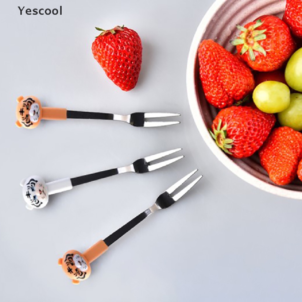 Yescool 6Pcs / Set Garpu Buah / Dessert Bahan Stainless Steel Desain Kartun Lucu Dengan Holder