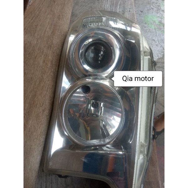 headlamp fortuner 2010