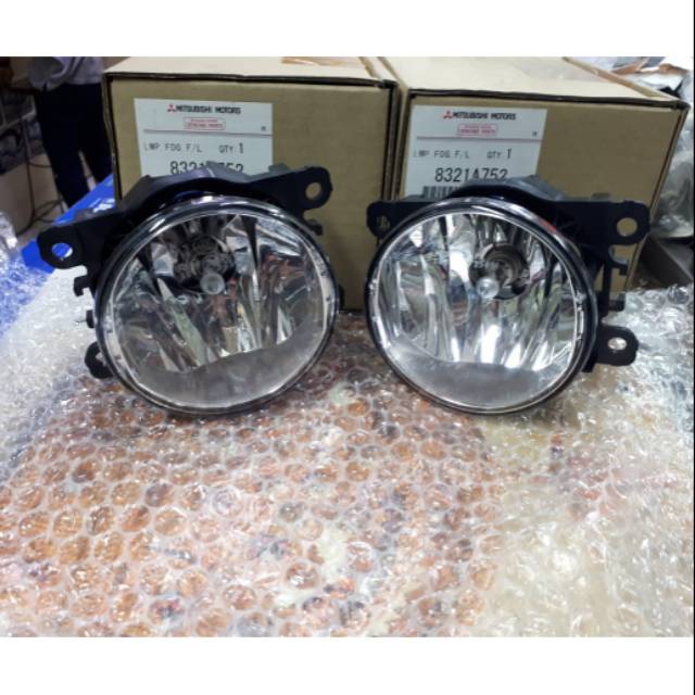 Foglamp Lampu Kabut Asli Mitsubishi Xpander Indonesia