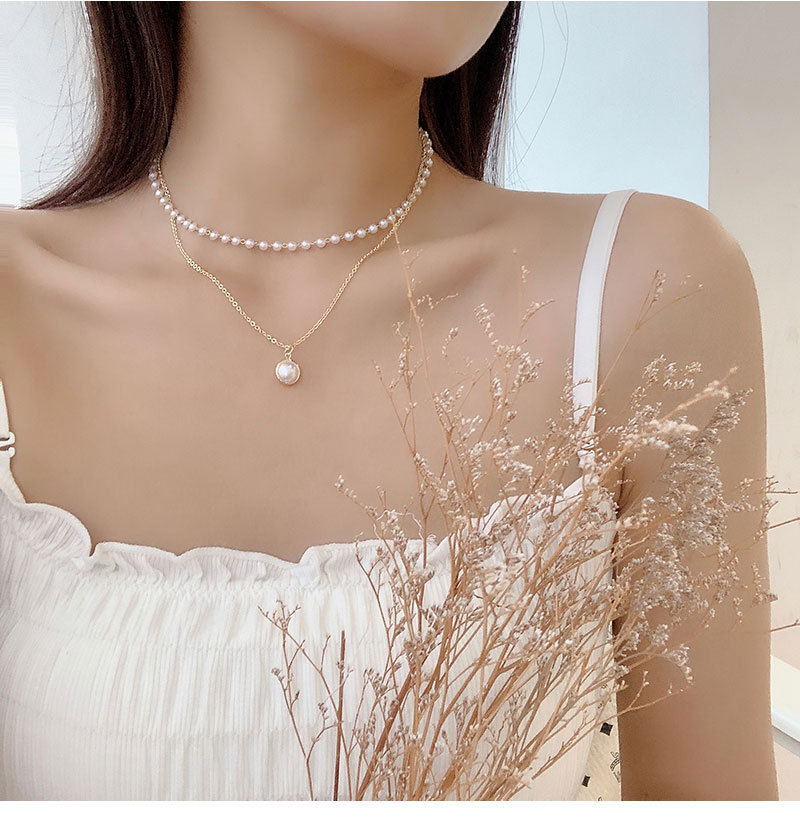 Kalung Choker Rantai Multilayer Bahan Metal Warna Emas Untuk Wanita