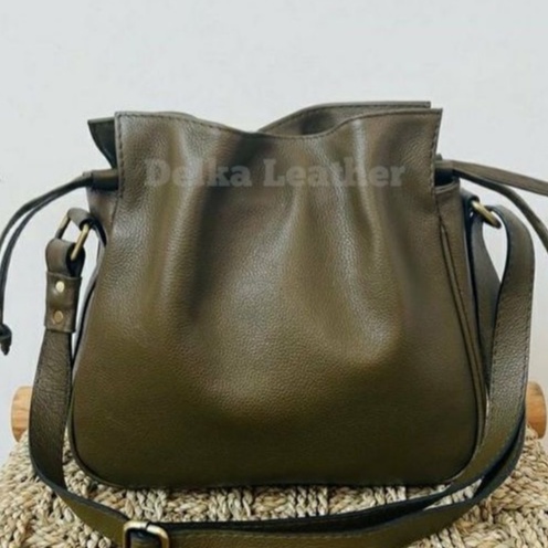 Tas Kulit Sapi Asli DL531 Wanita/ Tas Papirut Asli Kulit Sapi Garut/ Tas Selempang Serut Kulit Sapi 