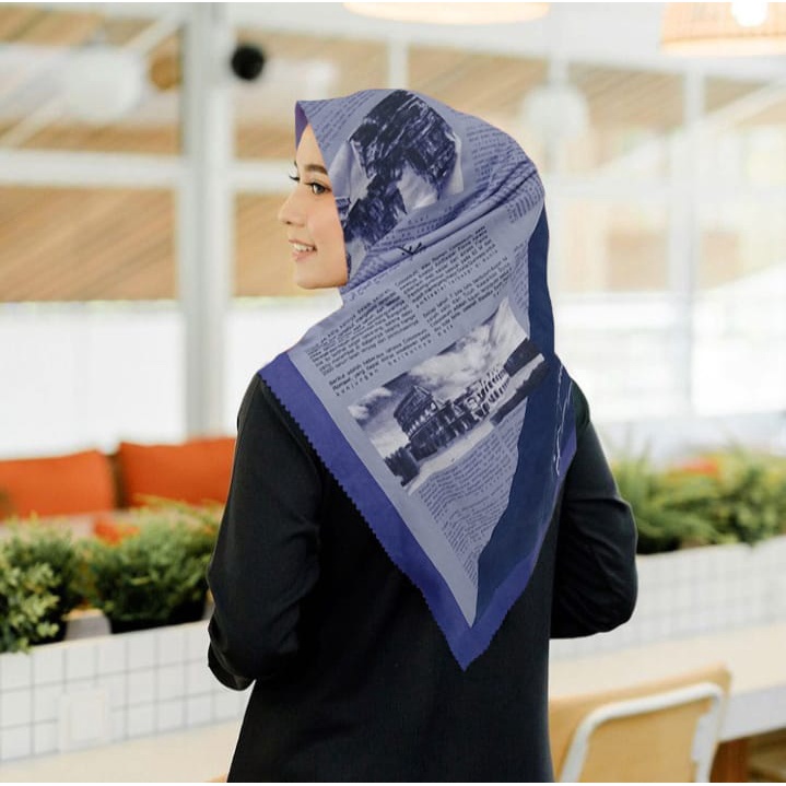 Terbaru !! Diskon Hijab Voal Segiempat Motif Koran Arab  Biru Kerudung Segiempat Motif