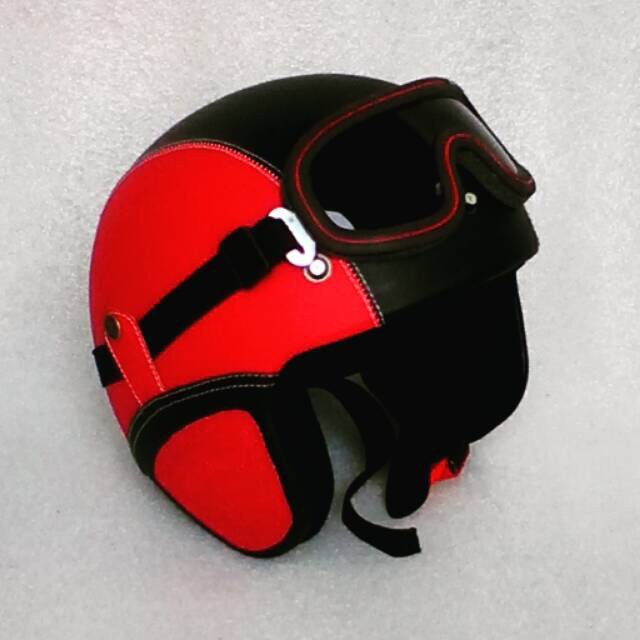 HM-1994 Helm Pororo Dewasa (Hitam Merah) Murah