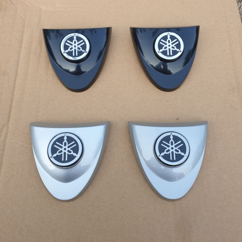 Emblem Panel Depan Fiz R Emblem Panel Dada Fiz R Logo Panel Depan Yamaha Fiz R