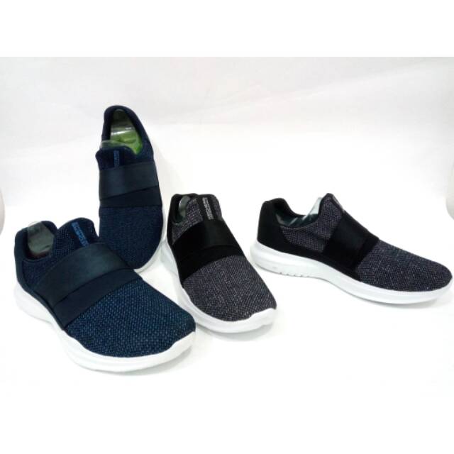 SKECHERS WOMENS GO RUN MOJO