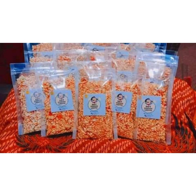 

kerupuk hot jeletot(kerupuk setan)