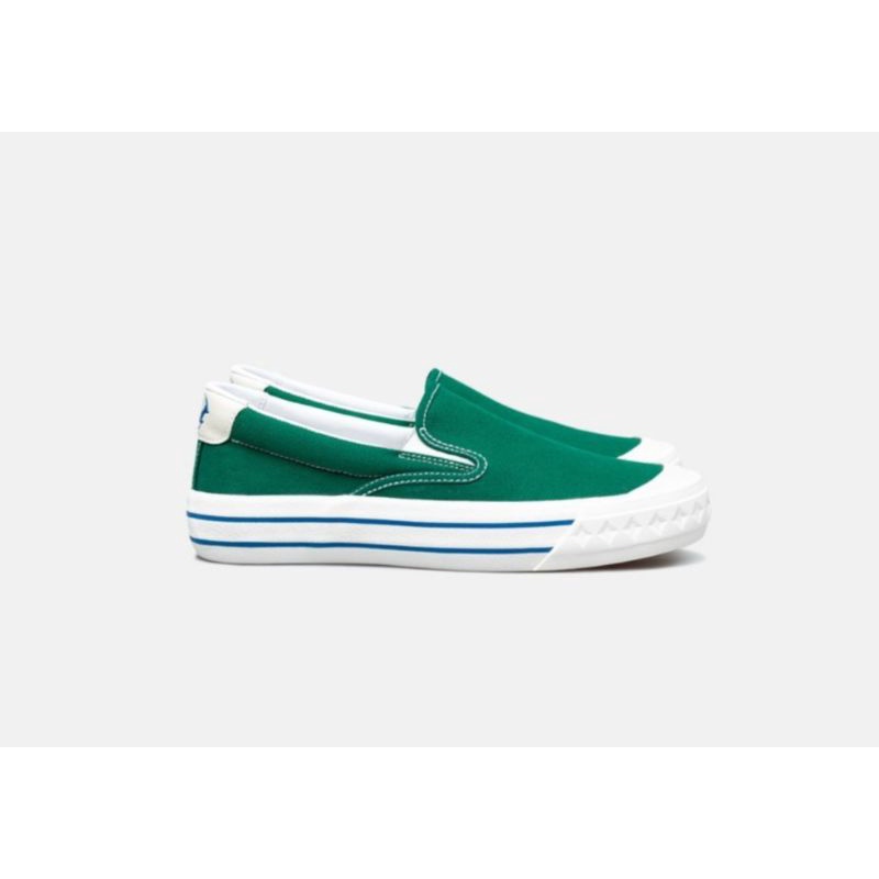 compass retrograde slip on green