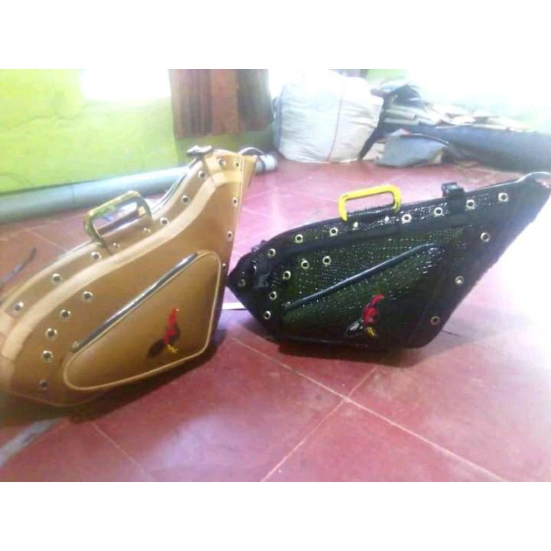 kiso ayam jaman now.2021 .KEKAR DAN TEBAL.lengkap tali selempang .untul ayam ukuran 7kebawah 135 .CO