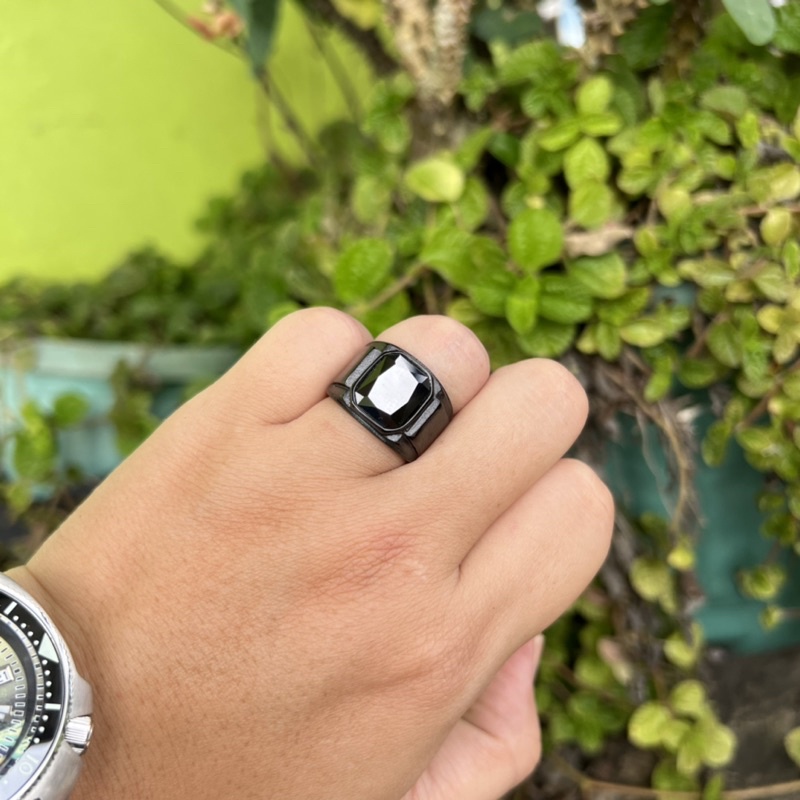 Cincin Pria Titanium All Black Onyx Hitam Pekat Tahan Luntur dan Karat Premium Quality