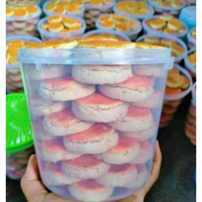 

KUE KACANG