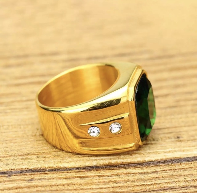 Cincin Pria Titanium Zamrud Hijau Green Emerald Ring Warna Emas Octagon Mewah Minimalis