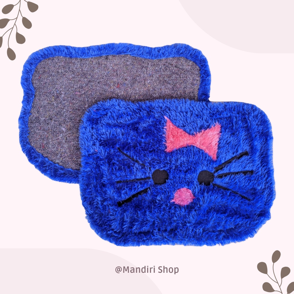 Kesed kaki karakter bulu rasfur anti slip-Hello kitty biru tua