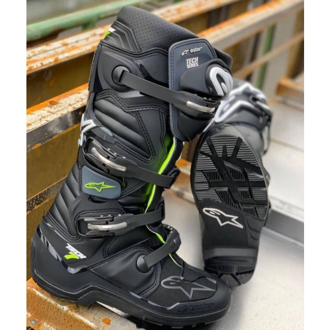 ALPINESTAR TECH7 ENDURO DRYSTAR BOOT
