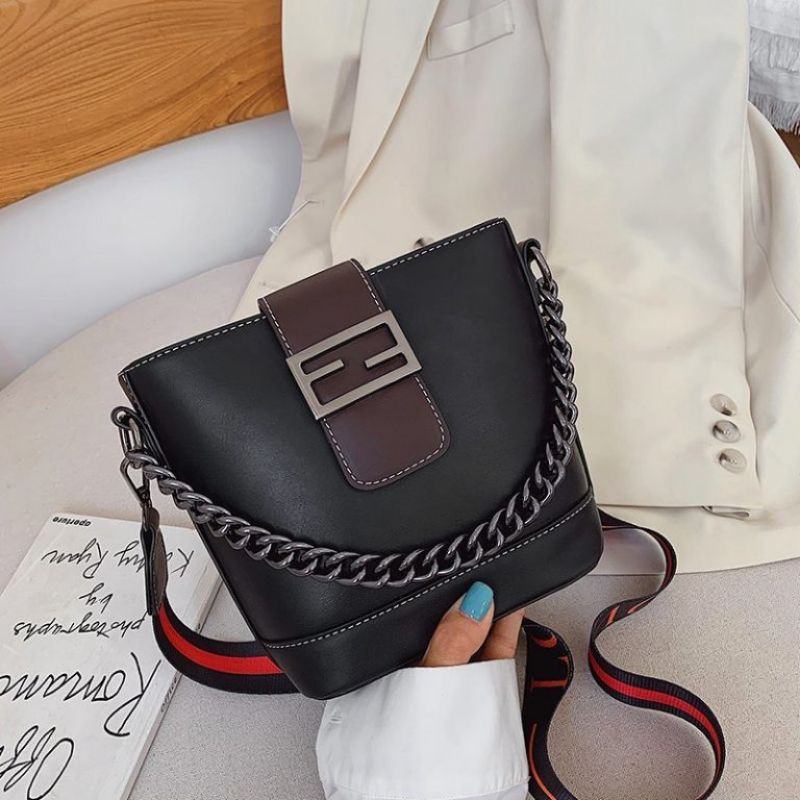 TAS SELEMPANG WANITA GT1601/EG5207 TAS IMPORT