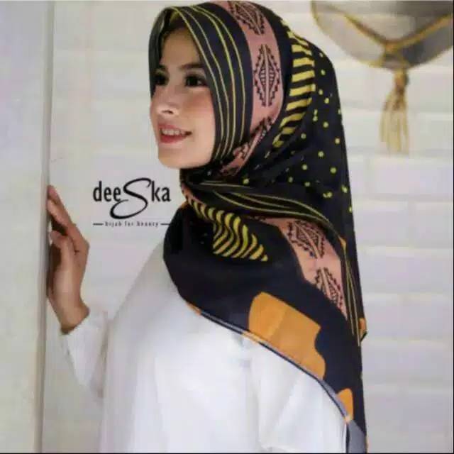Hijab Segi Empat Deenay Kw Motif Deeska Kuning Pink | Jilbab Segi Empat Deenay Terfavorit
