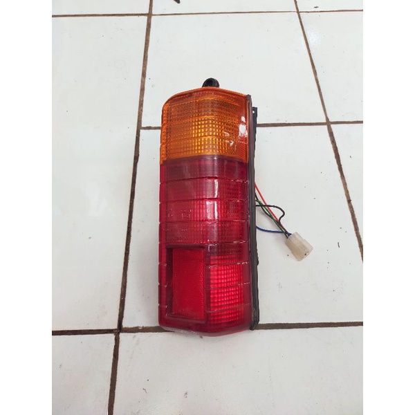 stoplamp Daihatsu zebra S89 Astrea kanan
