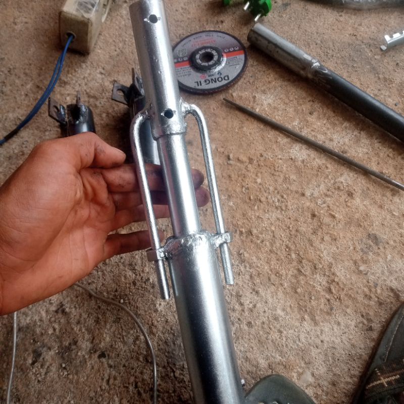 Holder egrek premium (sentak)sudah full set baut