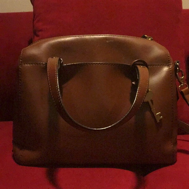 second tas kulit fossil