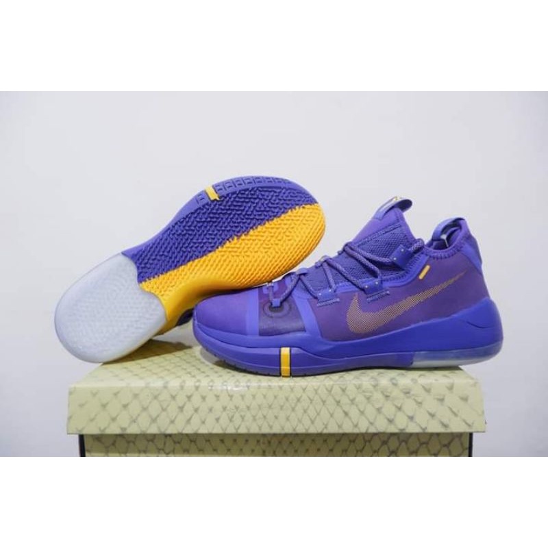 sepatu basket nike kobe bryant