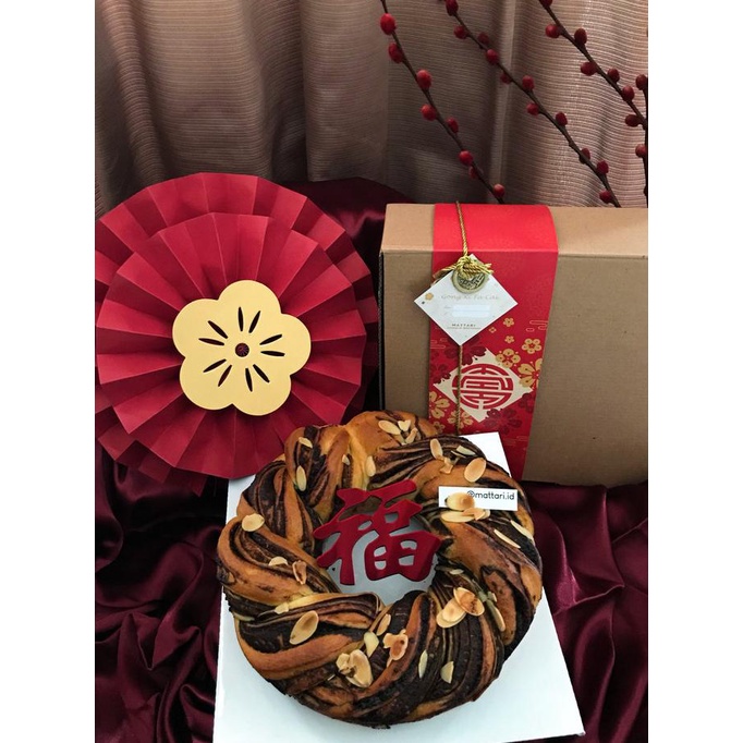 

BISA BAYAR DITEMPAT Chocolate Babka Bread - CNY Hampers TERLARIS