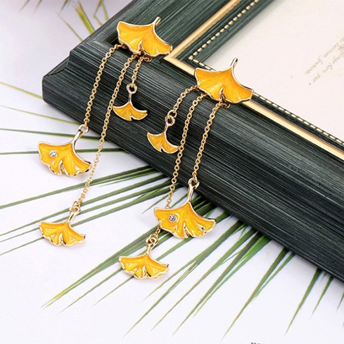 LRC Anting Tusuk Fashion Drip Leaf Earrings F52125