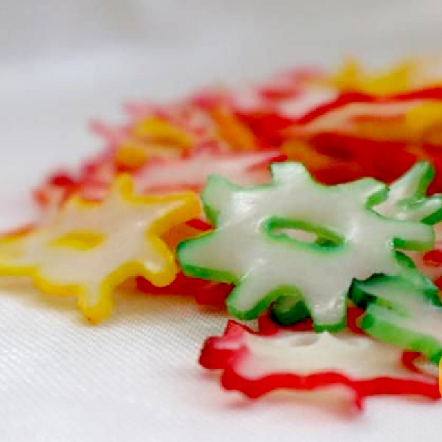 

1/2kg Kerupuk Bintang Mentah Bahan Seblak 1/2 kg Kerupuk Krupuk Snack