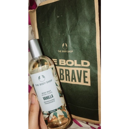 The body shop body mist vanilla original