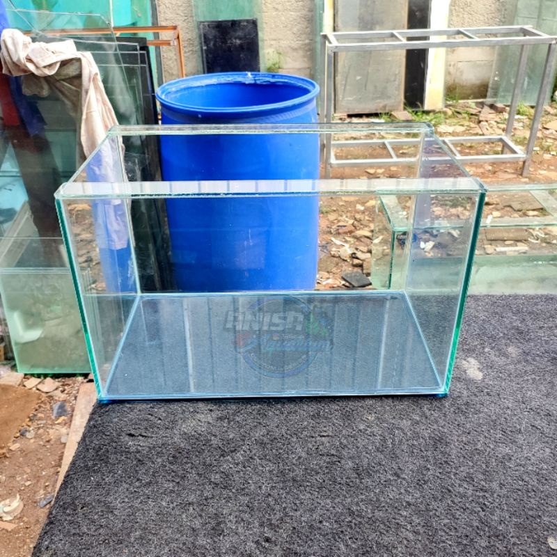 AQUARIUM 50X30X30 MURMER
