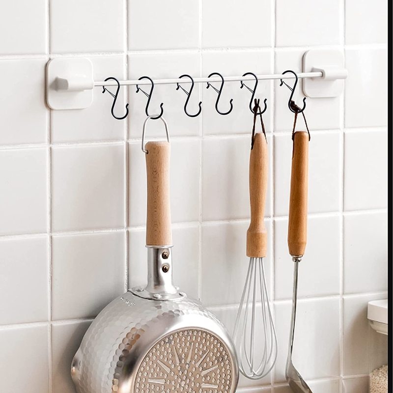 Kait Gantungan Pakaian Topi Bentuk S Bahan Logam Tahan Angin Untuk Dapur / Kamar Mandi