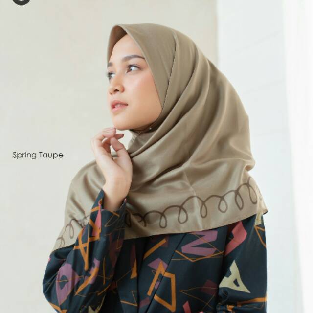 deenay spring series taupe
