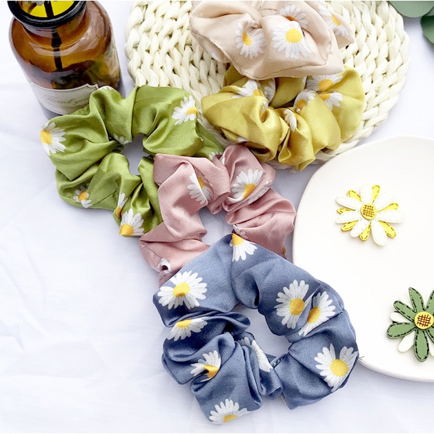 SCRUNCHIE IKAT RAMBUT KOREA WANITA AKSESORIS RAMBUT MOTIF BUNGA KERUT FASHION IMPORT AK51