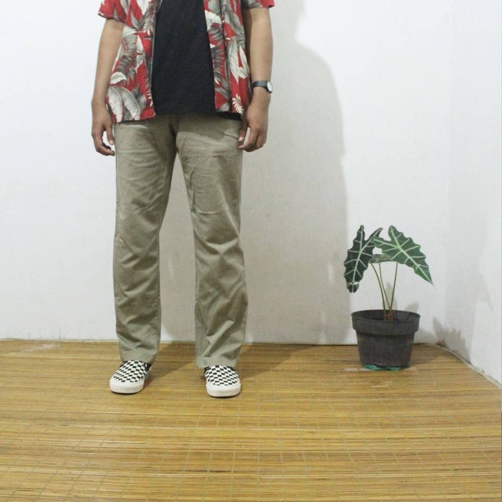 Uniqlo Chino Light Brown Original