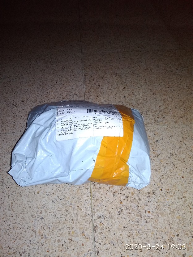 Holder Botol Minum Bahan Aluminium Untuk Sepeda Gunung