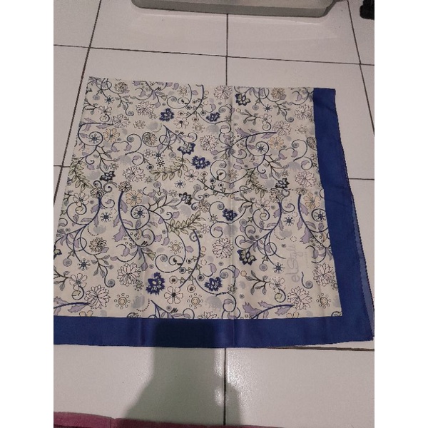 Preloved hijab segi empat Elhijab by elzatta