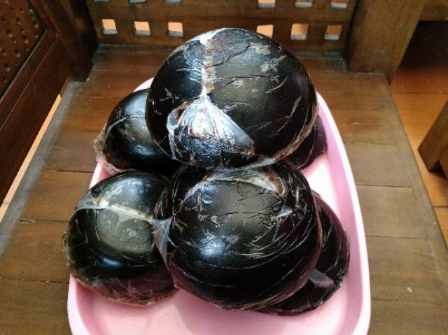 

Gula Batok 1 kg
