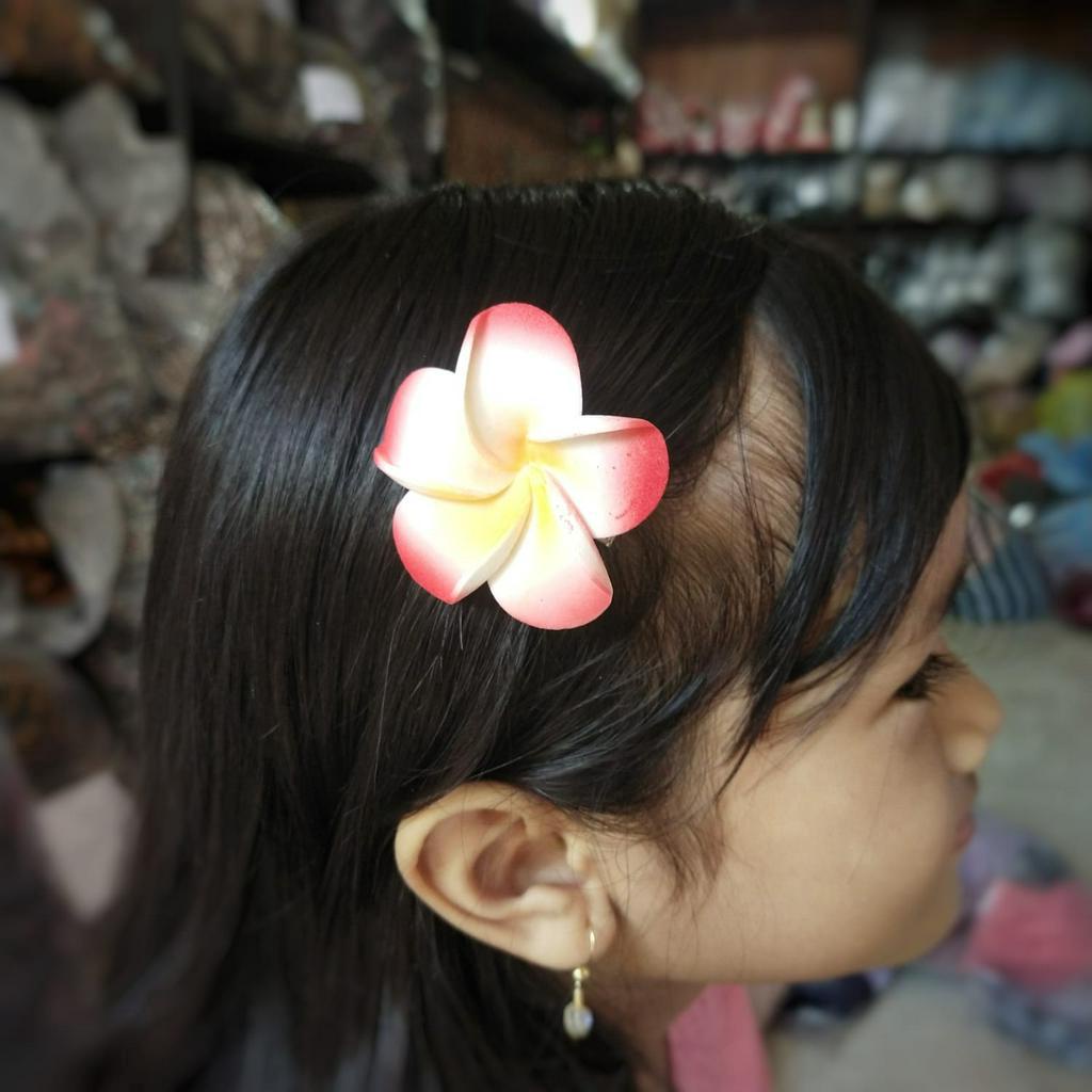 Aksesoris Rambut Jepit Bunga Jepun Khas Bali
