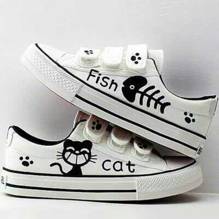 PROMO.. SEPATU WANITA KETS FISH CAT PUTIH