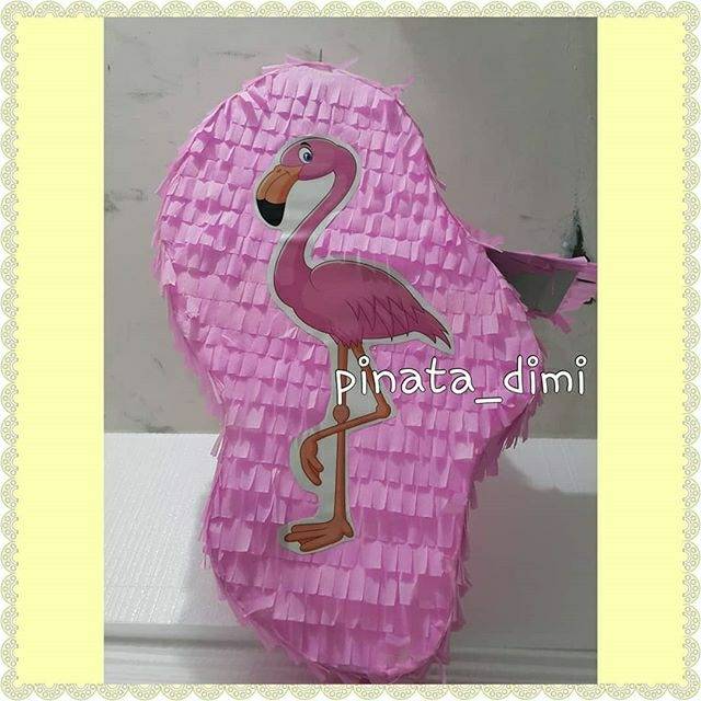 

Pinata Flaminggo