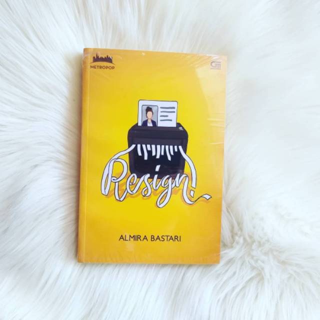 Resign - Almira Bastari - GPU