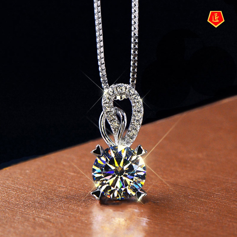 [Ready Stock]Shining Diamond Moissanite Pendant Simple and Elegant