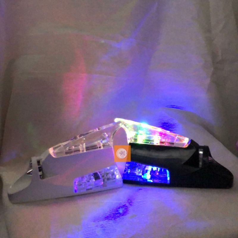 LED Sirip Hiu Tenaga Angin